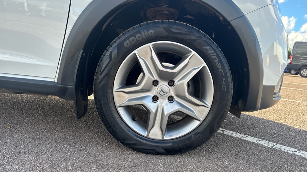 Dacia Sandero Stepway 0.9 TCe Laureate 5dr Petrol Hatchback - Image 7
