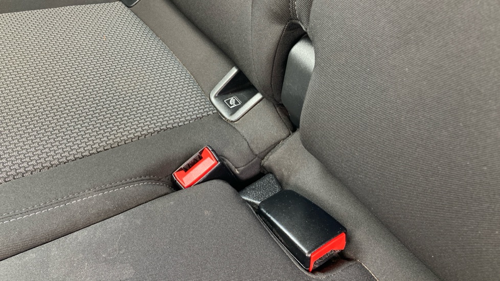Vauxhall Grandland X 1.2 Turbo SE 5dr Petrol Hatchback - Image 17