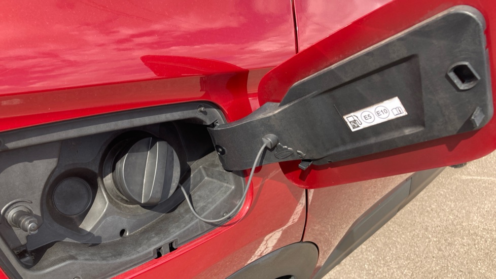 Vauxhall Grandland X 1.2 Turbo SE 5dr Petrol Hatchback - Image 23