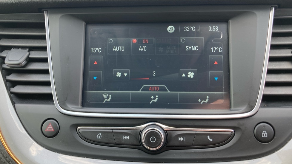 Vauxhall Grandland X 1.2 Turbo SE 5dr Petrol Hatchback - Image 32