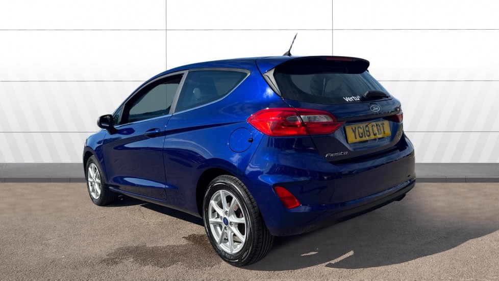 Ford Fiesta 1.0 EcoBoost Zetec 3dr Petrol Hatchback - Image 2