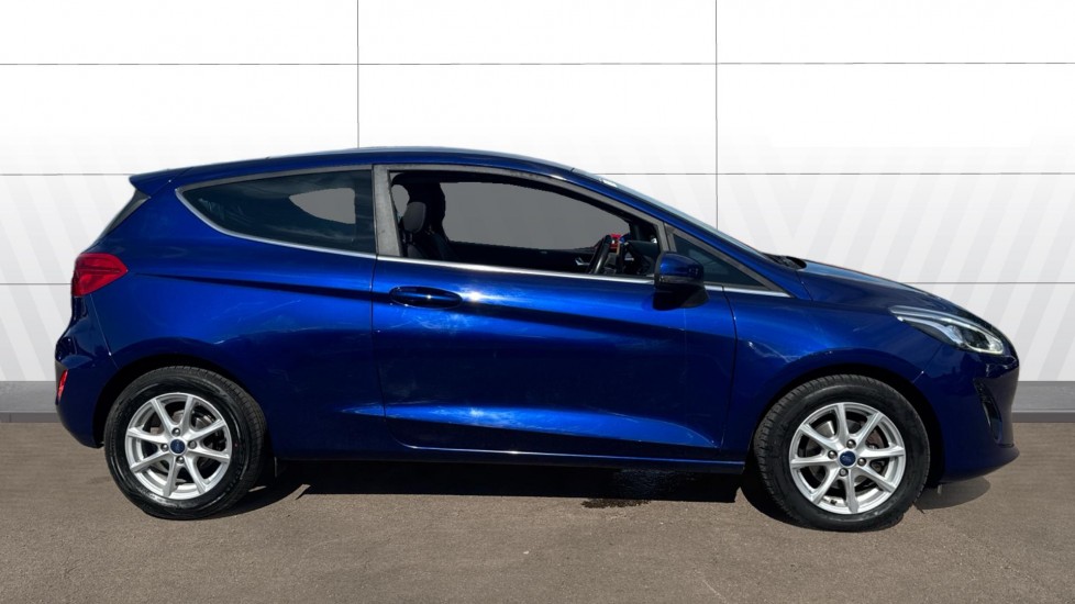 Ford Fiesta 1.0 EcoBoost Zetec 3dr Petrol Hatchback - Image 5
