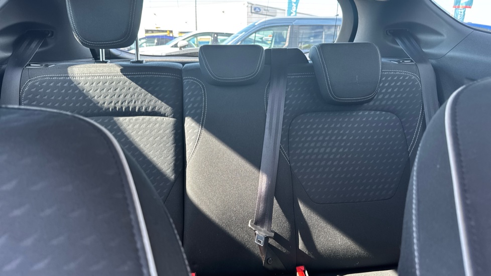 Ford Fiesta 1.0 EcoBoost Zetec 3dr Petrol Hatchback - Image 15