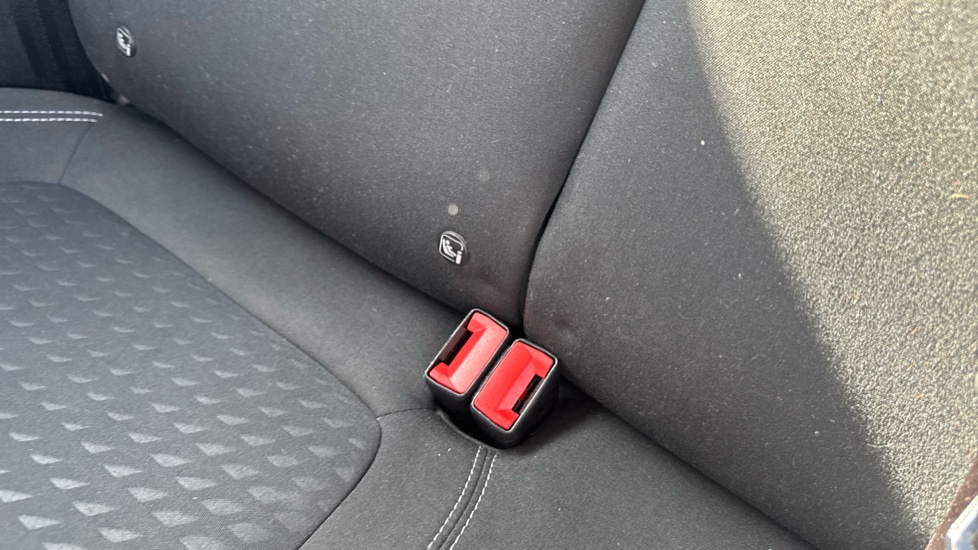Ford Fiesta 1.0 EcoBoost Zetec 3dr Petrol Hatchback - Image 17