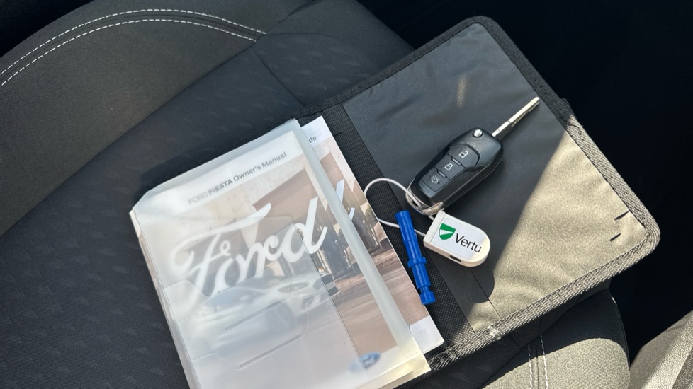 Ford Fiesta 1.0 EcoBoost Zetec 3dr Petrol Hatchback - Image 19