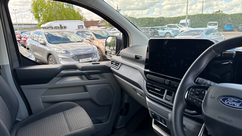 Ford Tourneo Custom 320 L1 Diesel Fwd 2.0 EcoBlue 136ps H1 Zetec 8 seater Auto - Image 14