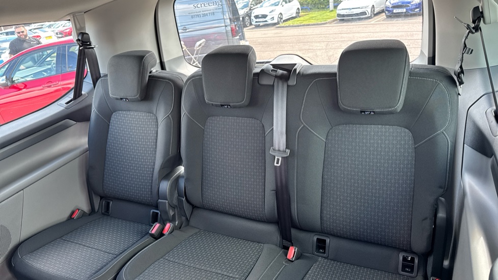 Ford Tourneo Custom 320 L1 Diesel Fwd 2.0 EcoBlue 136ps H1 Zetec 8 seater Auto - Image 23