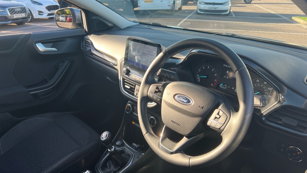 Ford Puma 1.0 EcoBoost Hybrid mHEV Titanium 5dr Petrol Hatchback - Image 11