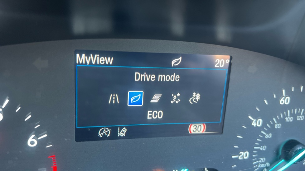 Ford Puma 1.0 EcoBoost Hybrid mHEV Titanium 5dr Petrol Hatchback - Image 28