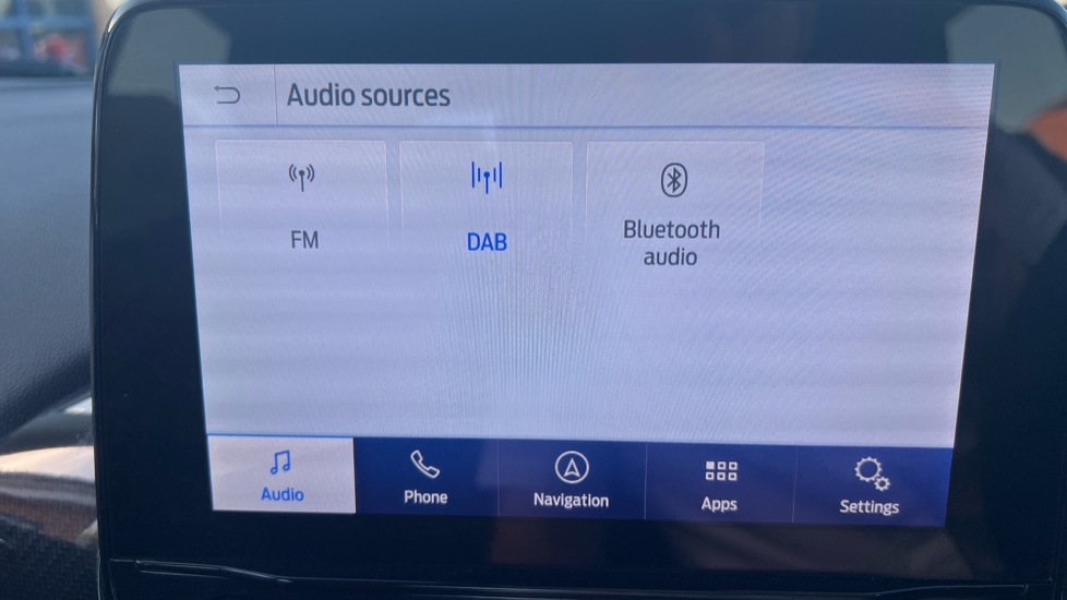 Ford Puma 1.0 EcoBoost Hybrid mHEV Titanium 5dr Petrol Hatchback - Image 37