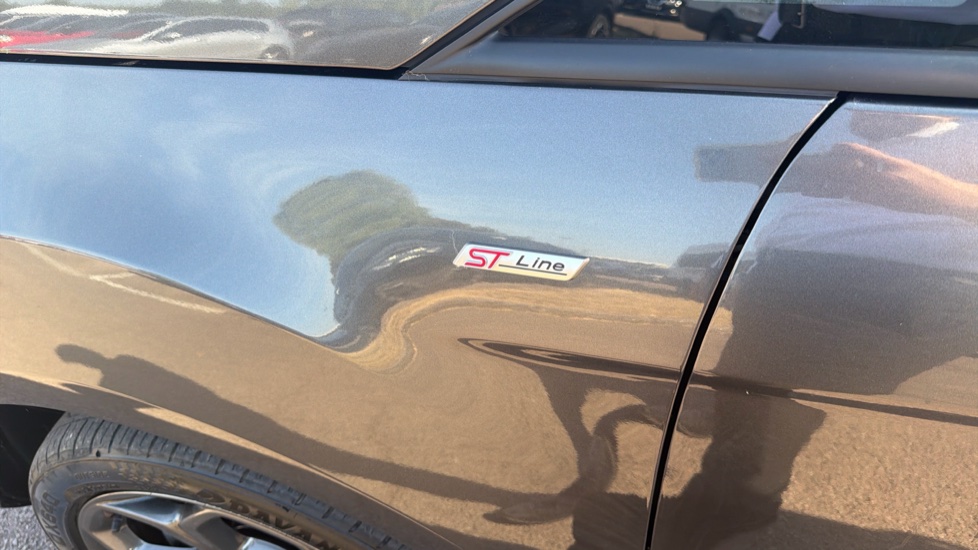 Ford EcoSport 1.0 EcoBoost 140 ST-Line 5dr Petrol Hatchback - Image 25