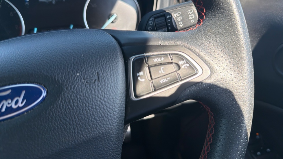 Ford EcoSport 1.0 EcoBoost 140 ST-Line 5dr Petrol Hatchback - Image 34