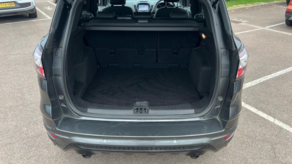Ford Kuga 2.0 TDCi ST-Line 5dr 2WD Diesel Estate - Image 4