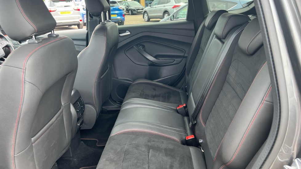 Ford Kuga 2.0 TDCi ST-Line 5dr 2WD Diesel Estate - Image 16