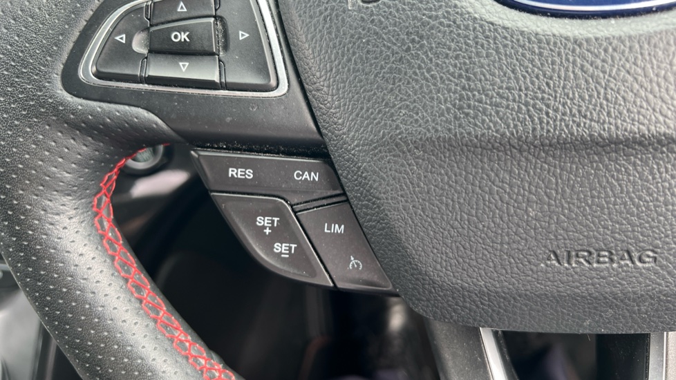 Ford Kuga 2.0 TDCi ST-Line 5dr 2WD Diesel Estate - Image 26