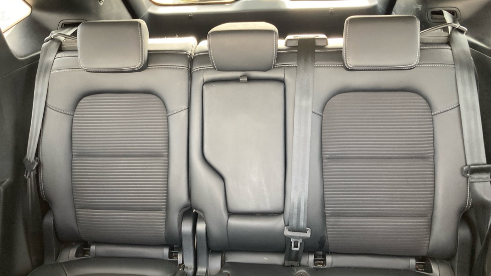 Ford Kuga 1.5 EcoBoost 150 Titanium Edition 5dr Petrol Estate - Image 15