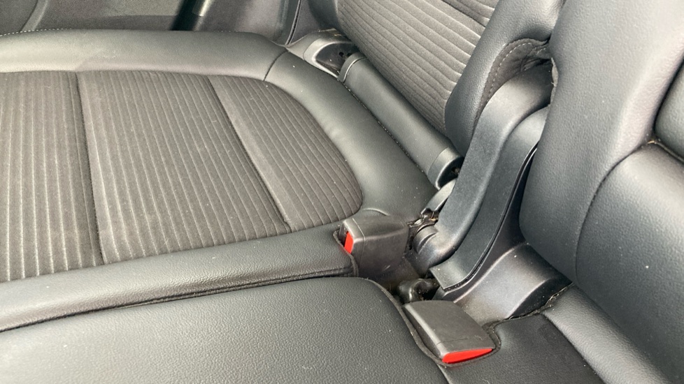Ford Kuga 1.5 EcoBoost 150 Titanium Edition 5dr Petrol Estate - Image 17