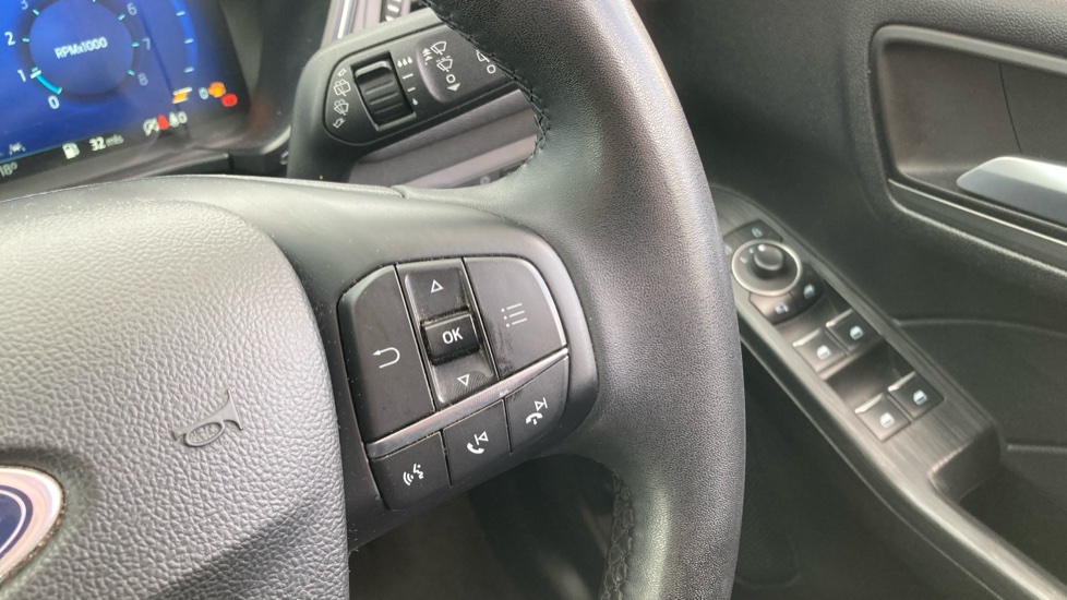 Ford Kuga 1.5 EcoBoost 150 Titanium Edition 5dr Petrol Estate - Image 39