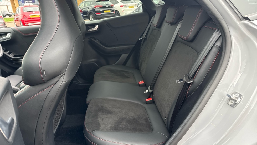 Ford Puma ST 1.5 EcoBoost ST 5dr Petrol Hatchback - Image 16