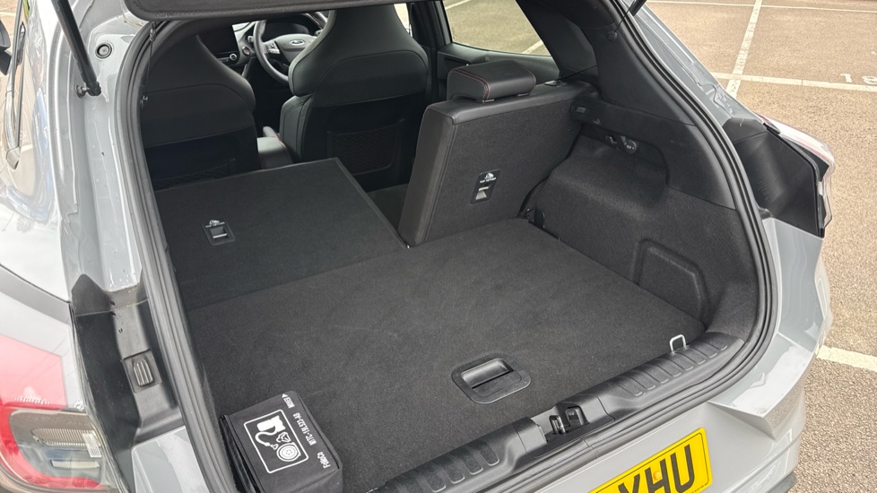 Ford Puma ST 1.5 EcoBoost ST 5dr Petrol Hatchback - Image 23