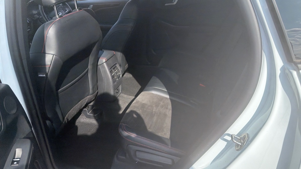 Ford Kuga 1.5 EcoBoost 150 ST-Line Edition 5dr Petrol Estate - Image 16