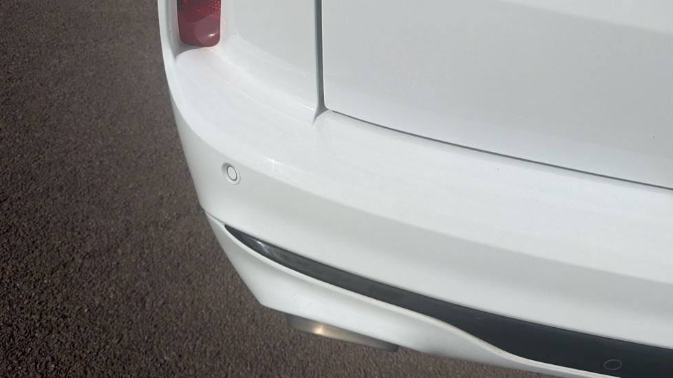 Ford Kuga 1.5 EcoBoost 150 ST-Line Edition 5dr Petrol Estate - Image 24
