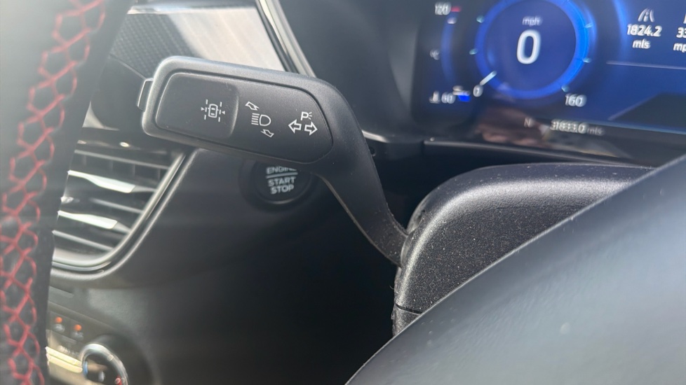 Ford Kuga 1.5 EcoBoost 150 ST-Line Edition 5dr Petrol Estate - Image 38