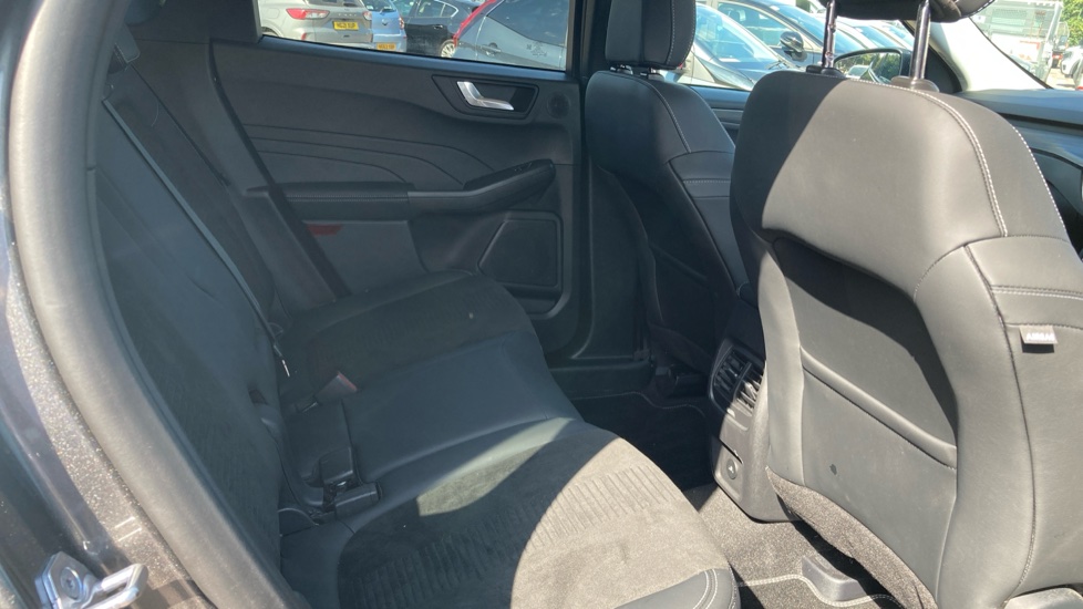 Ford Kuga 2.5 PHEV Active 5dr CVT Estate - Image 16
