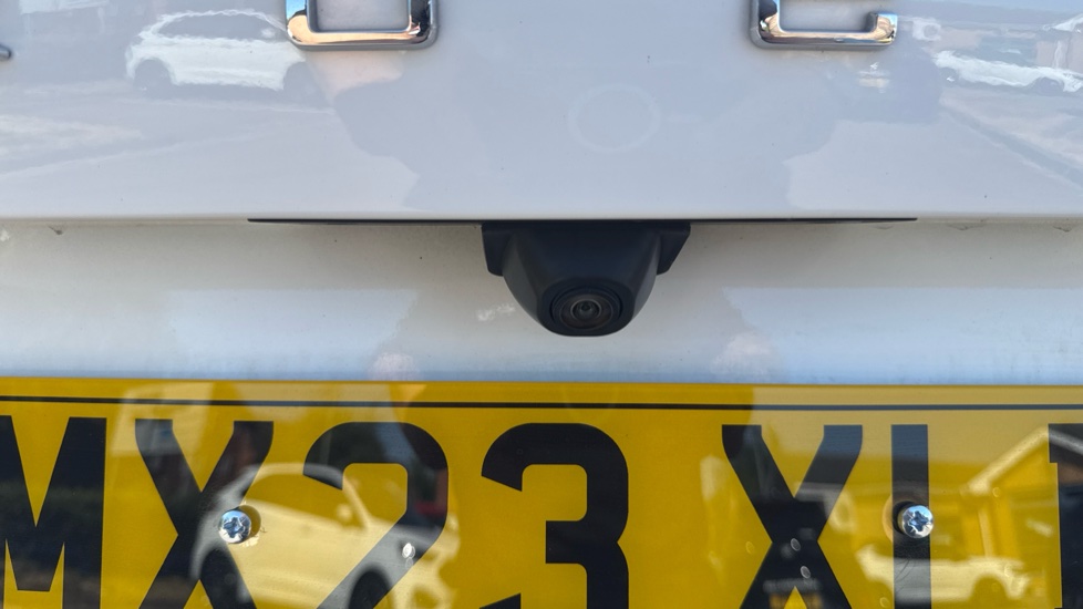 Ford Kuga 2.5 FHEV ST-Line Edition 5dr CVT Hybrid Estate - Image 24