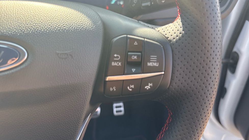 Ford Kuga 2.5 FHEV ST-Line Edition 5dr CVT Hybrid Estate - Image 34