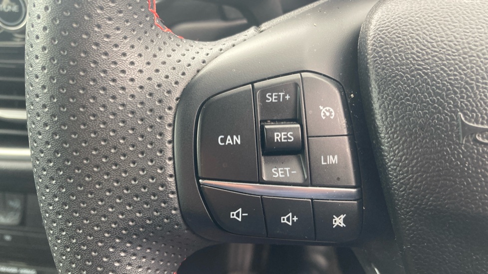 Ford Puma 1.0 EcoBoost Hybrid mHEV ST-Line 5dr Petrol Hatchback - Image 21