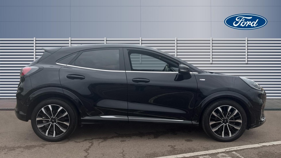 Ford Puma 1.0 EcoBoost Hybrid mHEV 155 ST-Line Vignale 5dr Petrol Hatchback - Image 5