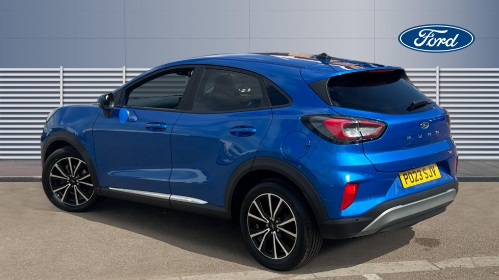 Ford Puma 1.0 EcoBoost Hybrid mHEV Titanium 5dr Petrol Hatchback - Image 2