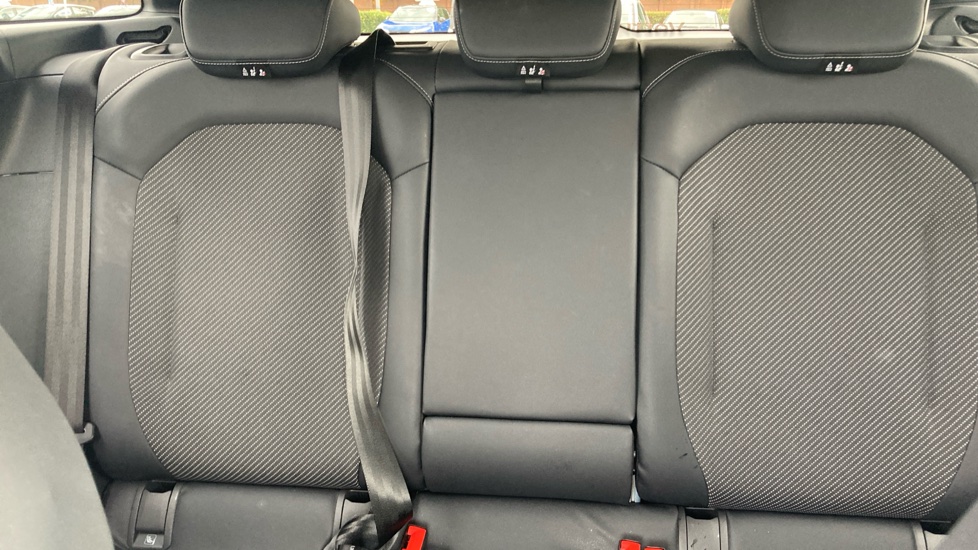 Ford Explorer 210kW Select 77kWh 5dr Auto Electric Estate - Image 15