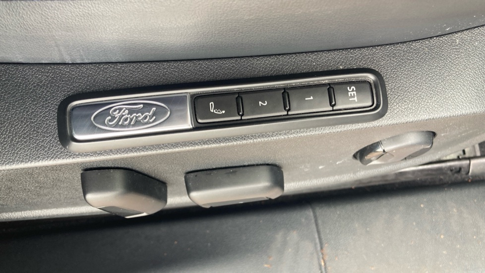 Ford Explorer 210kW Select 77kWh 5dr Auto Electric Estate - Image 21