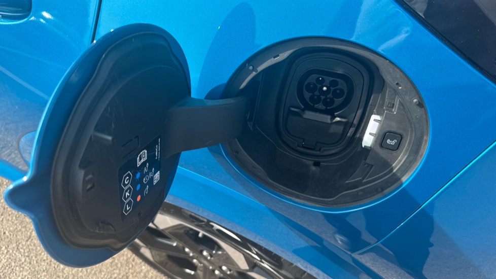 Ford Puma 123kW Premium 43kWh 5dr Auto Electric Hatchback - Image 22