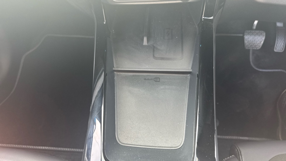 Ford Puma 123kW Premium 43kWh 5dr Auto Electric Hatchback - Image 30