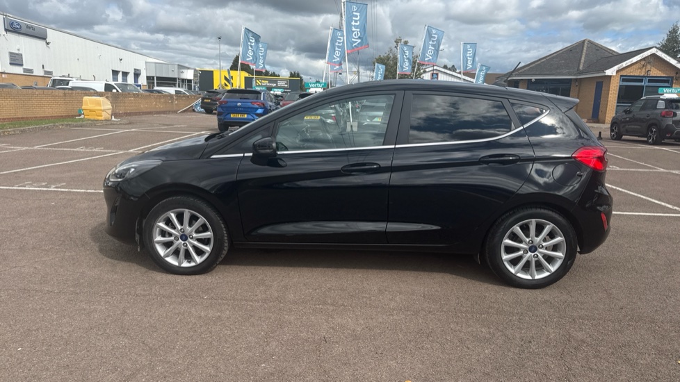 Ford Fiesta 1.0 EcoBoost Titanium 5dr Petrol Hatchback - Image 22