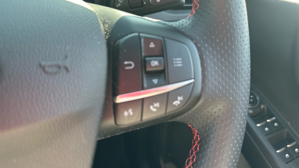 Ford Kuga 2.5 PHEV ST-Line X Edition 5dr CVT Estate - Image 29