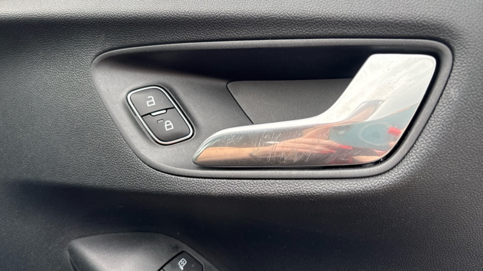 Ford Puma 1.0 EcoBoost ST-Line 5dr Petrol Hatchback - Image 28