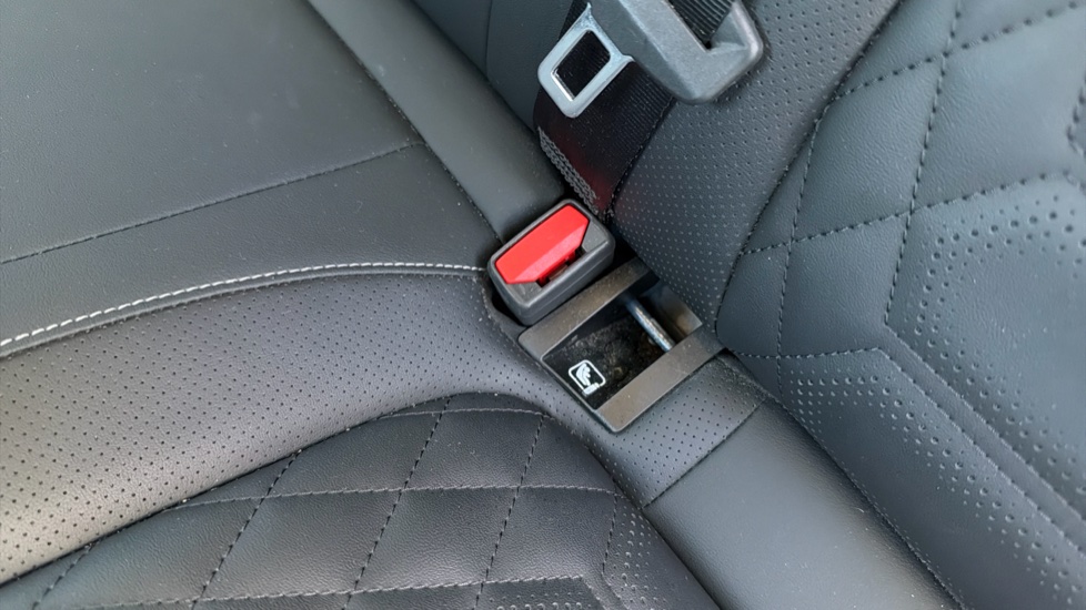 Ford Focus 1.0 EcoBoost Hybrid mHEV Titanium X 5dr Petrol Hatchback - Image 17