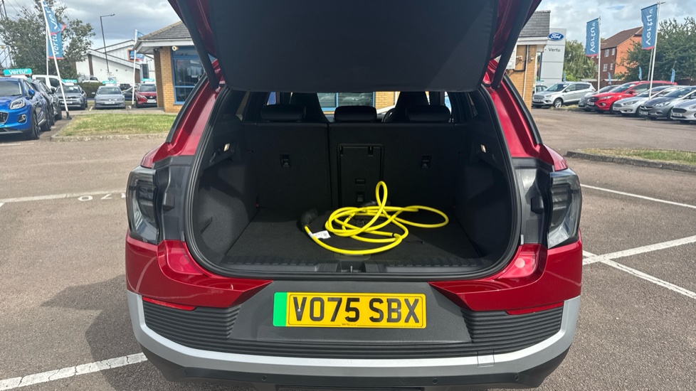 Ford Explorer 210kW Premium 77kWh 5dr Auto Electric Estate - Image 4