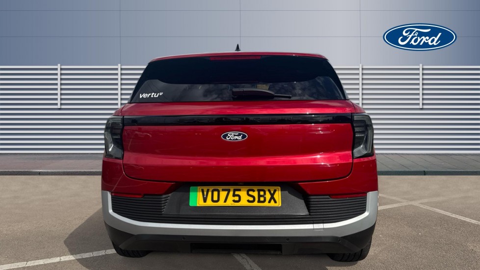 Ford Explorer 210kW Premium 77kWh 5dr Auto Electric Estate - Image 6