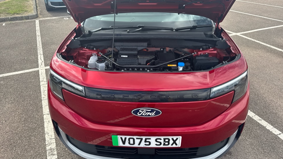 Ford Explorer 210kW Premium 77kWh 5dr Auto Electric Estate - Image 8