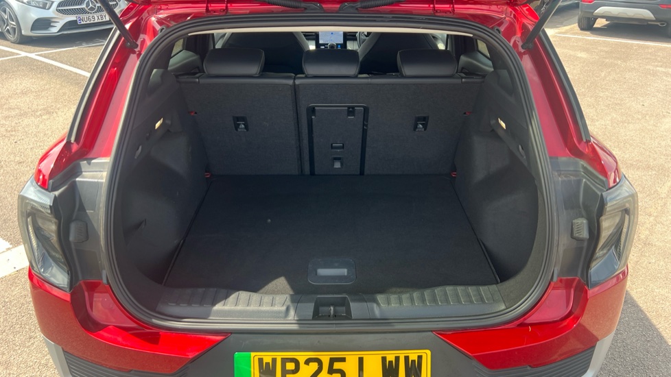 Ford Explorer 210kW Select 77kWh 5dr Auto Electric Estate - Image 4