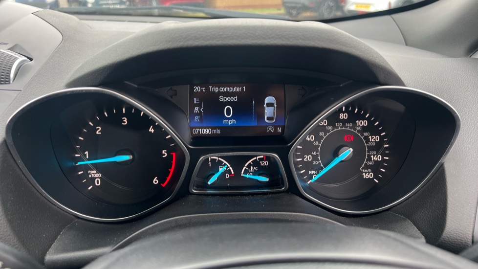 Ford Kuga 2.0 TDCi 180 ST-Line 5dr Diesel Estate - Image 18