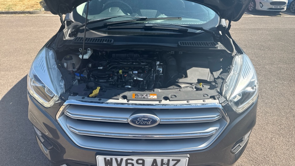 Ford Kuga 2.0 TDCi Titanium Edition 5dr 2WD Diesel Estate - Image 8