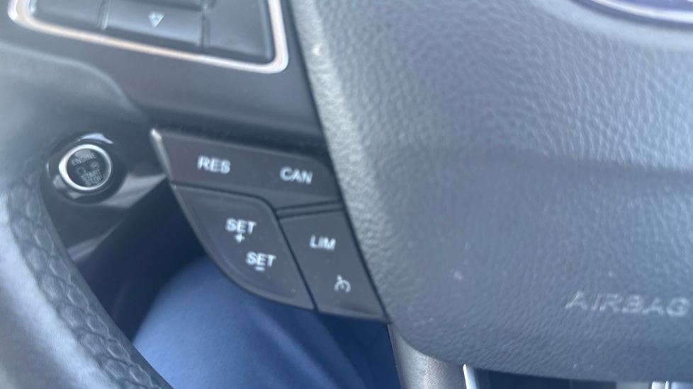 Ford Kuga 2.0 TDCi Titanium Edition 5dr 2WD Diesel Estate - Image 22