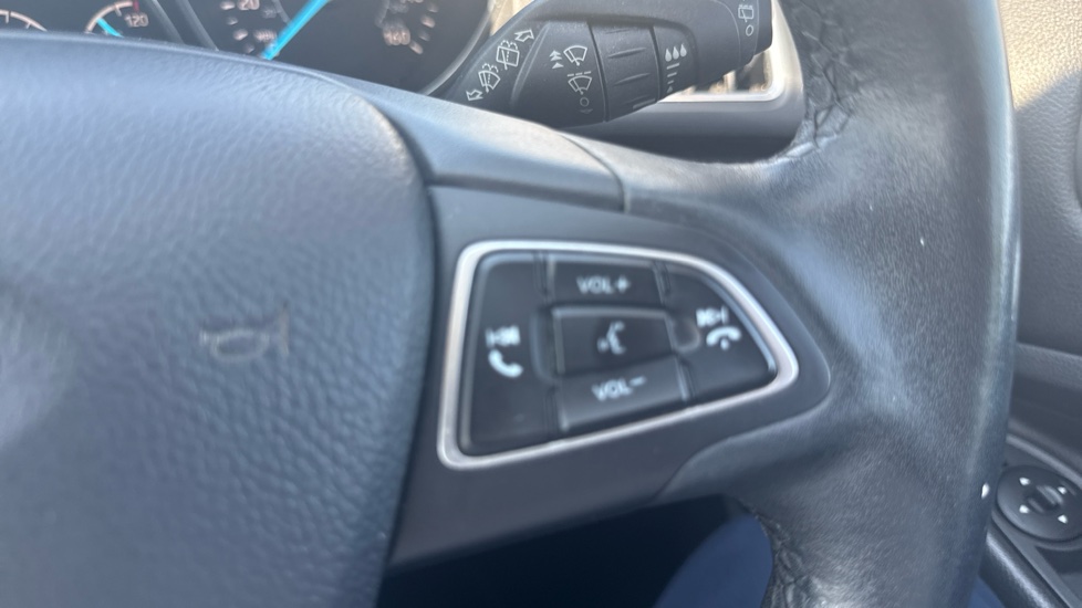 Ford Kuga 2.0 TDCi Titanium Edition 5dr 2WD Diesel Estate - Image 23