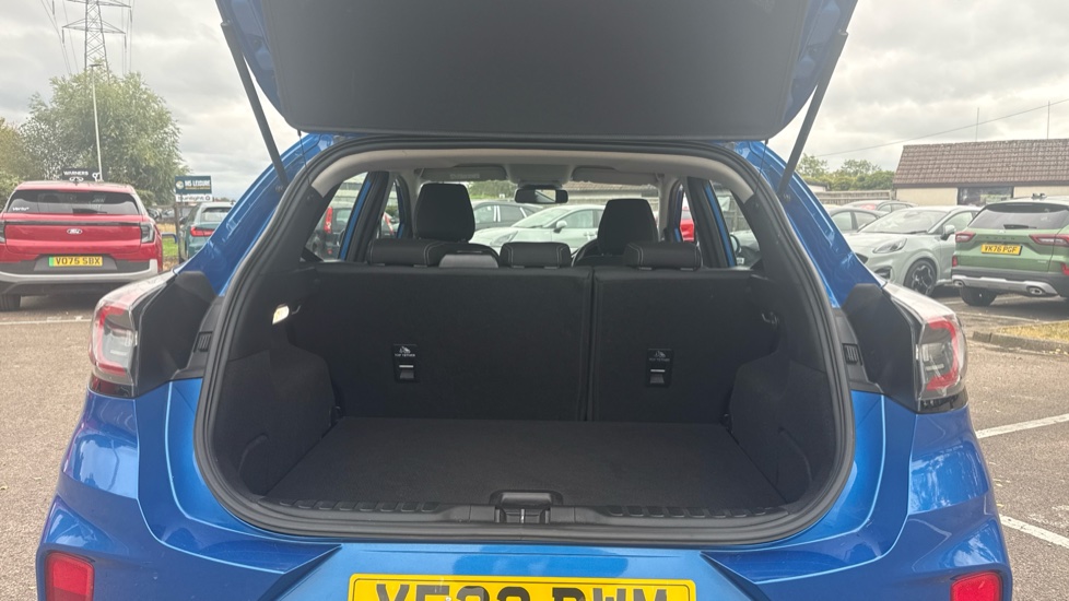 Ford Puma 1.0 EcoBoost Hybrid mHEV Titanium 5dr Petrol Hatchback - Image 4